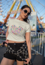 "Grateful Heart" Typographic Graphic Crop Top - Image 5